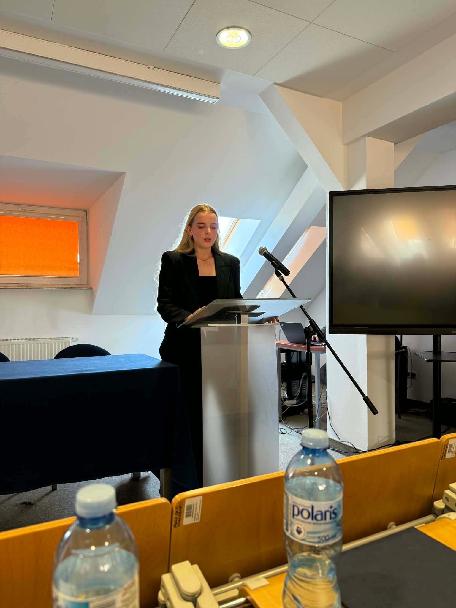 uczestniczka konferencji